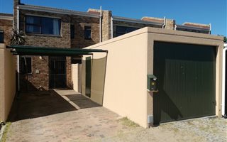 3 Bedroom House in Tableview