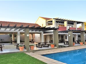 1 Bed Apartment in Witkoppen