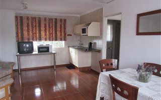 1 Bedroom Garden Cottage in Constantia Kloof