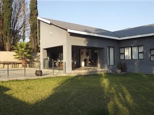 5 Bed House in Gallo Manor
