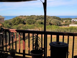 3 Bed House in Kaysers Beach