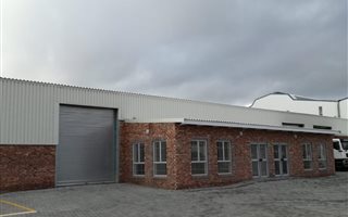1000 m² Commercial space in Port Elizabeth Central