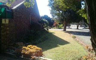 2 Bedroom Townhouse in Meiringspark