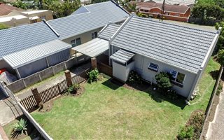 3 Bedroom Townhouse in Beacon Bay