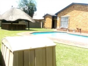 3 Bed House in Vanderbijlpark CE3