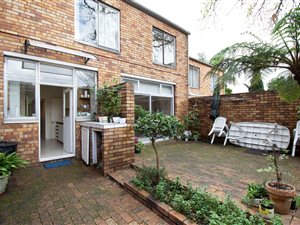 3 Bed Townhouse in Newlands