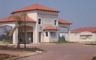 3 Bedroom Townhouse in Brits