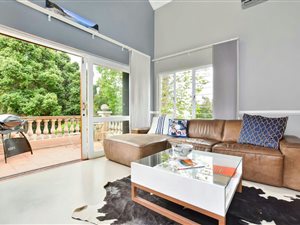 2 Bed Apartment in Melrose Estate