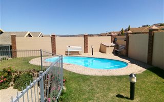 3 Bedroom Apartment in Hartenbos