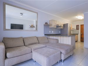 2 Bed Townhouse in Edenglen