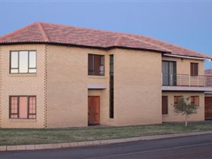 4 Bed House in Silver Stone Country Estate