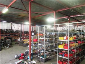 Commercial space in Kameeldrift
