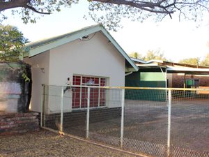 4 Bed House in Magaliesmoot AH