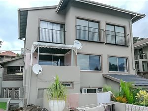 3 Bed Apartment in Morningside