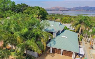 4 Bedroom House in Caribbean Beach Club