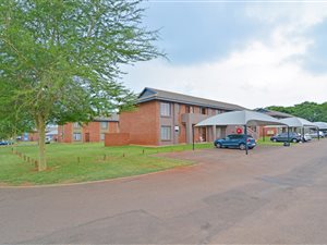 2 Bed Apartment in Theresa Park