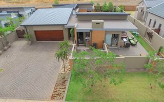 3 Bedroom House in Midstream Estate