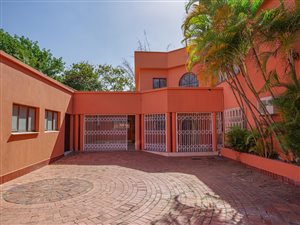 7 Bed House in Durban North