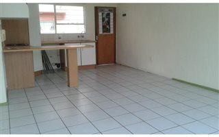 2 Bedroom Cluster in Verwoerdpark