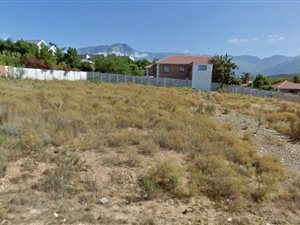 1022 m² Land available in Fairway Heights