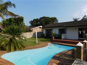 4 Bed House in Yellowwood Park