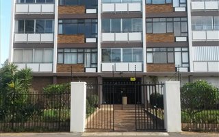 2 Bedroom Apartment in Somerset West Central