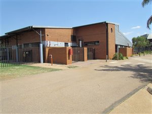 2433 m² Industrial space in Rosslyn