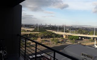 1 Bedroom Apartment in Zonnebloem