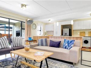 2 Bed Townhouse in Modderfontein