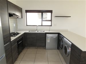2 Bed Apartment in Aloe Ridge