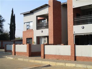 3 Bed Apartment in Baillie Park