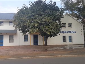 100 m² Office Space in Paarl Central East
