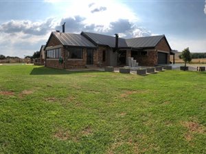 4 Bed House in Sterkfontein and surrounds
