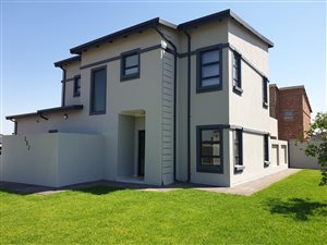3 Bed House in Zambezi Manor Estate