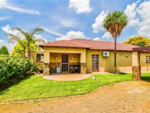 2.1 ha Farm in Helderstrome AH