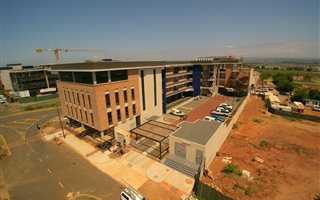 1345 m² Commercial space in New Town Centre (Gateway)