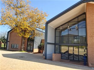 908 m² Industrial space in Tierpoort
