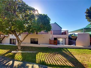 3 Bed House in Diaz Beach