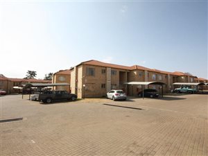 2 Bed Apartment in Vanderbijlpark SW5