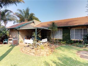 2 Bed Townhouse in Die Wilgers
