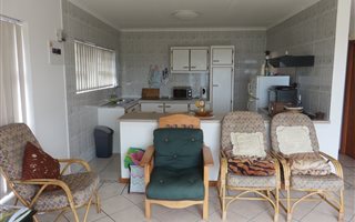 2 Bedroom Apartment in Hartenbos Heuwels