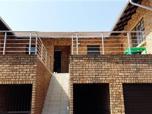 3 Bed Townhouse in Brackenhurst