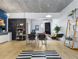 Studio Apartment in Observatory