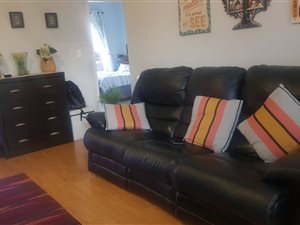 2 Bed Apartment in Springs Central