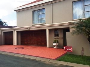 3 Bed House in Rietvalleirand