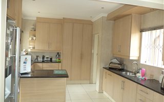 4 Bedroom House in Edenglen