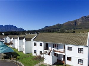 2 Bed Apartment in Schuilplaats