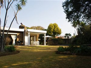4 Bed House in Alphen Park