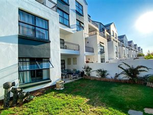 3 Bed Apartment in Greenstone Hill