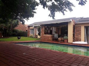 3 Bed House in Highveld